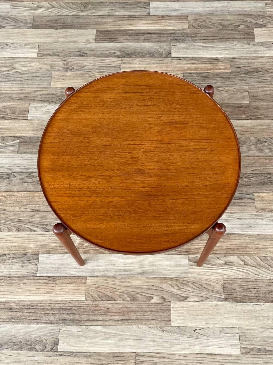 Mid-20th Century Newly Refinished - Danish Modern Teak Side with Removable Tray Top For Sale