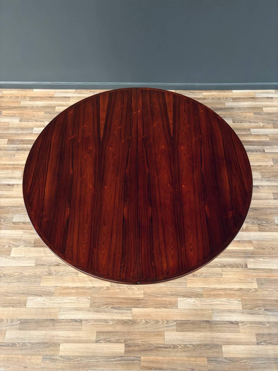 Mid-20th Century Newly Refinished -Expanding Danish Modern Rosewood Dining Table w/ Pedestal Legs