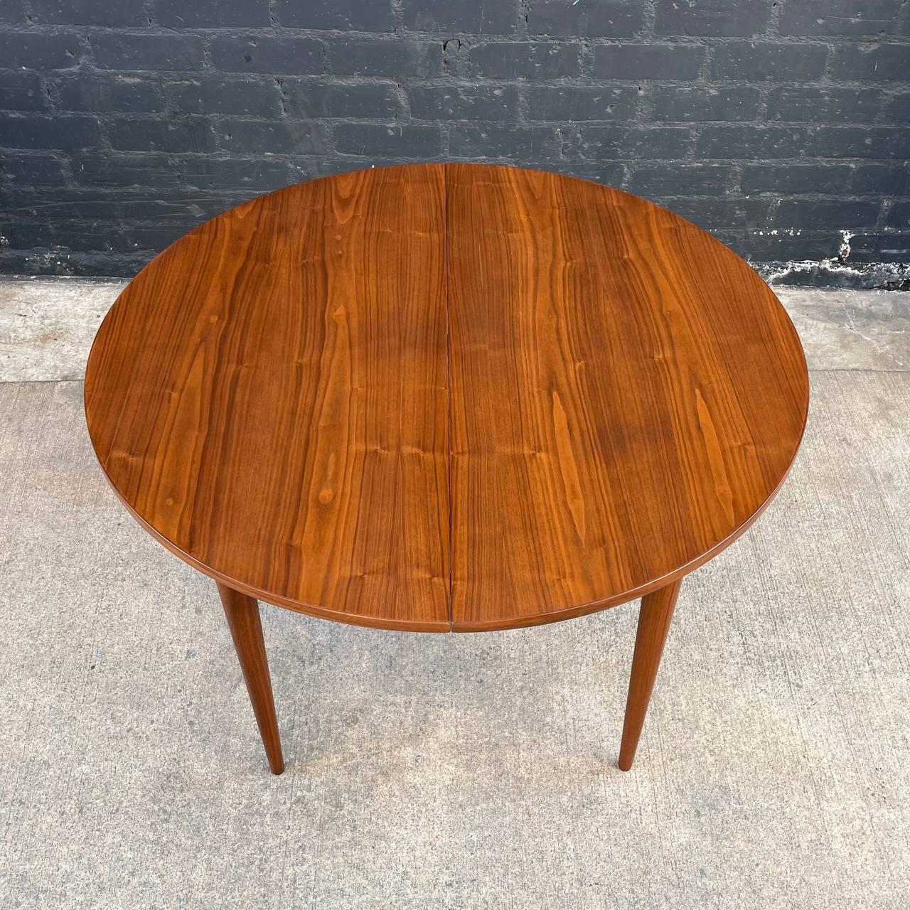 Newly Refinished - Expanding Mid-Century Modern Round Walnut Dining Table 1
