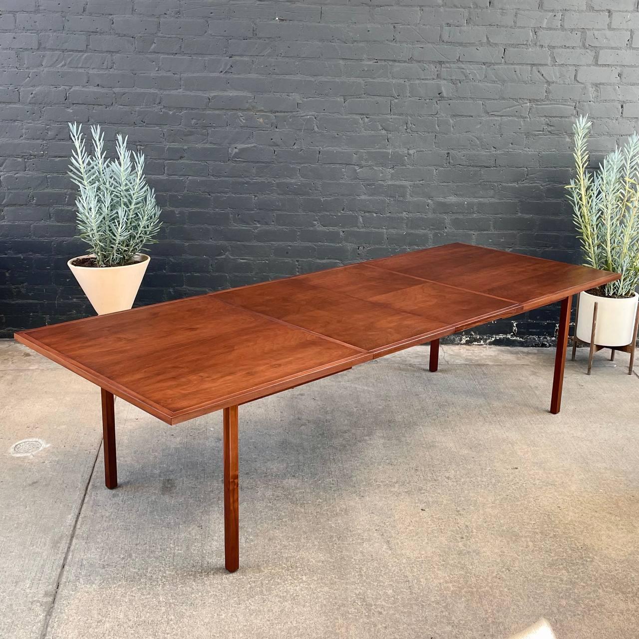 American Newly Refinished Expanding Mid-Century Modern Walnut Dining Table, Milo Baughman