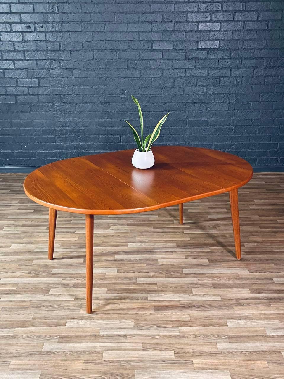 Scandinavian Modern Newly Refinished - Expanding Mid-Century Swedish Modern Teak Dining Table For Sale