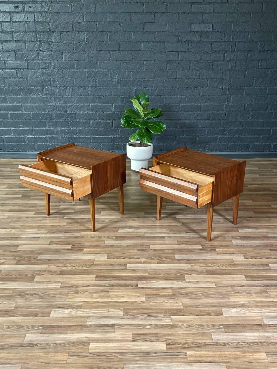 Newly Refinished - Mid-Century Modern “1st Edition” Night Stands by Lane In Excellent Condition In Los Angeles, CA
