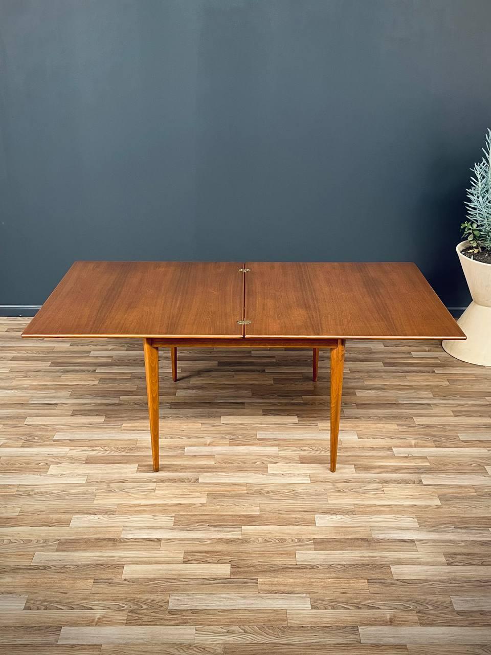 Scandinavian Modern Newly Refinished - Karl-Erik Ekselius Expanding Walnut Dining Table for Dux For Sale