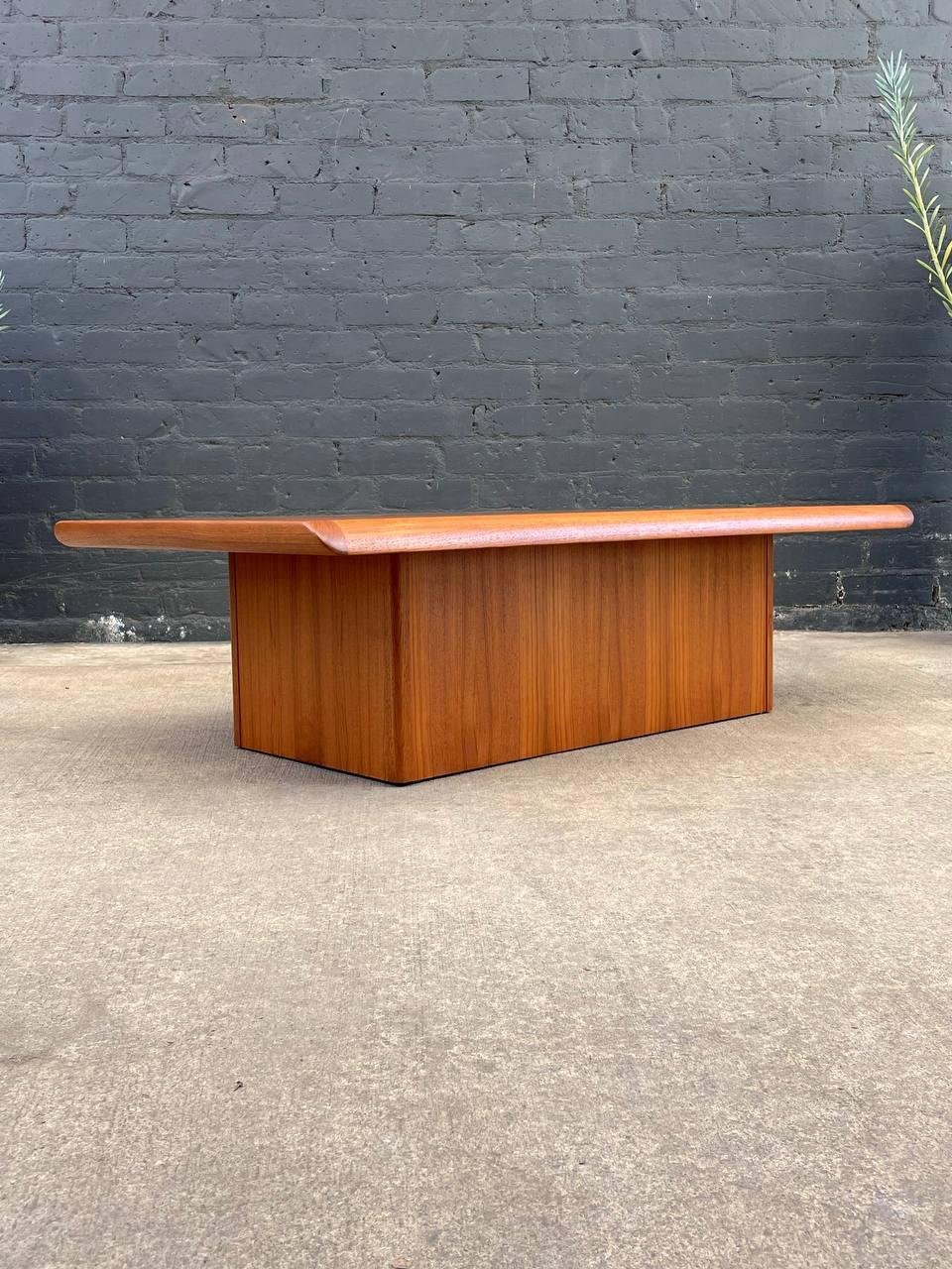 Mid-Century Modern Newly Refinished - Mid-Century Danish Modern Teak Coffee Table by Vejle Stole For Sale