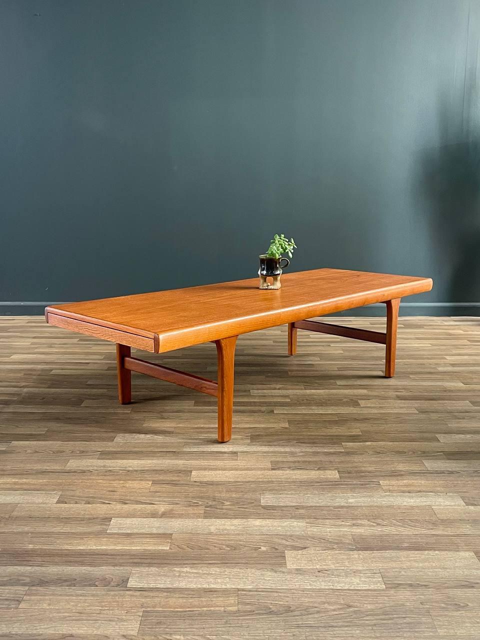 Mid-Century Modern Newly Refinished - Mid-Century Danish Modern Teak Coffee Table w/ Expanding Tray For Sale