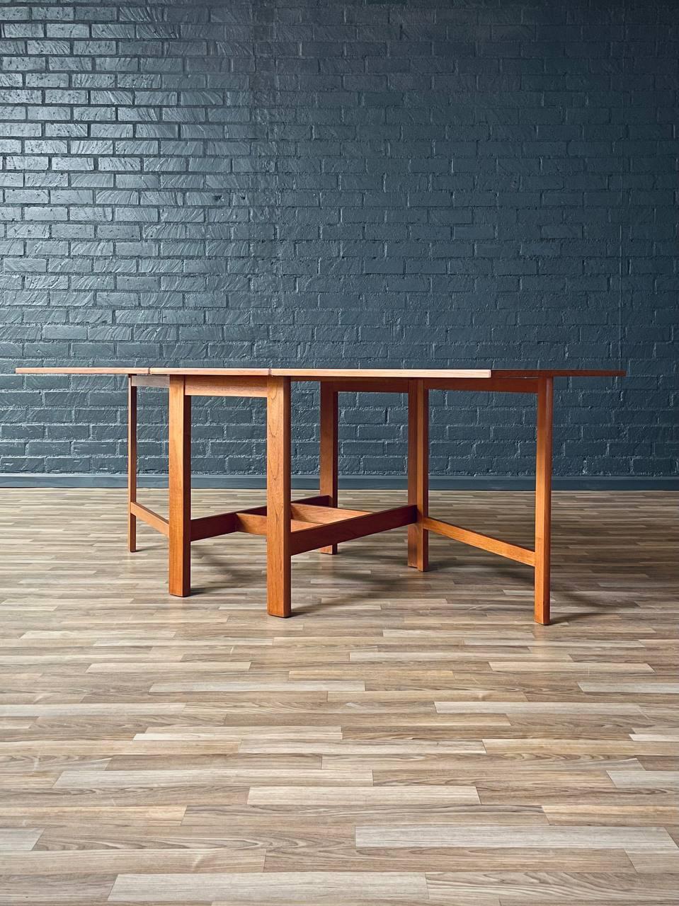 Mid-Century Modern Newly Refinished - Mid-Century Danish Modern Teak Drop-Leaf Dining Table