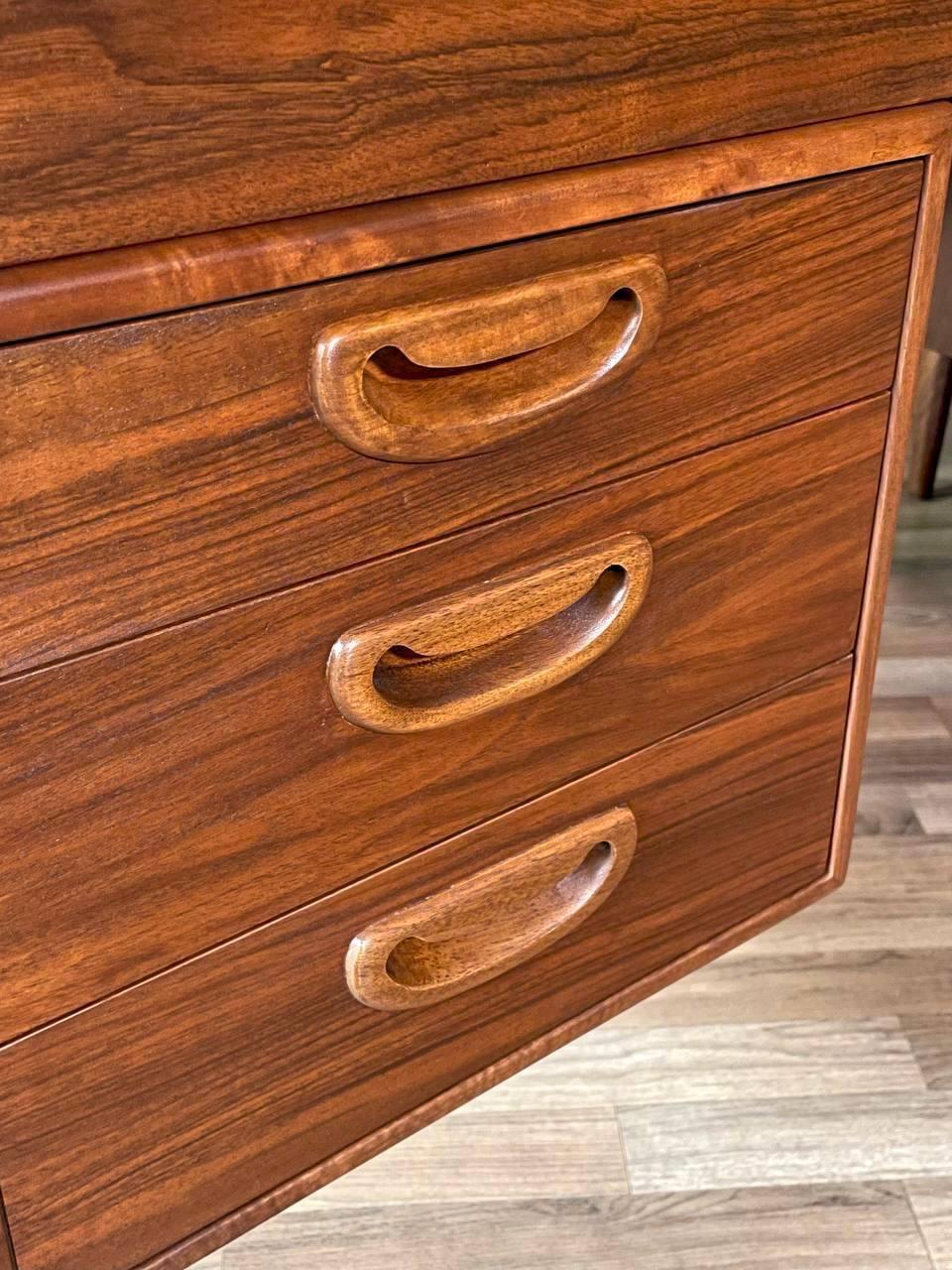 Newly Refinished - Mid-Century Danish Modern Walnut Executive Desk For Sale 1