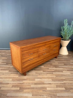 Newly Refinished - Mid-Century Modern 10-Drawer Dresser by R-Way