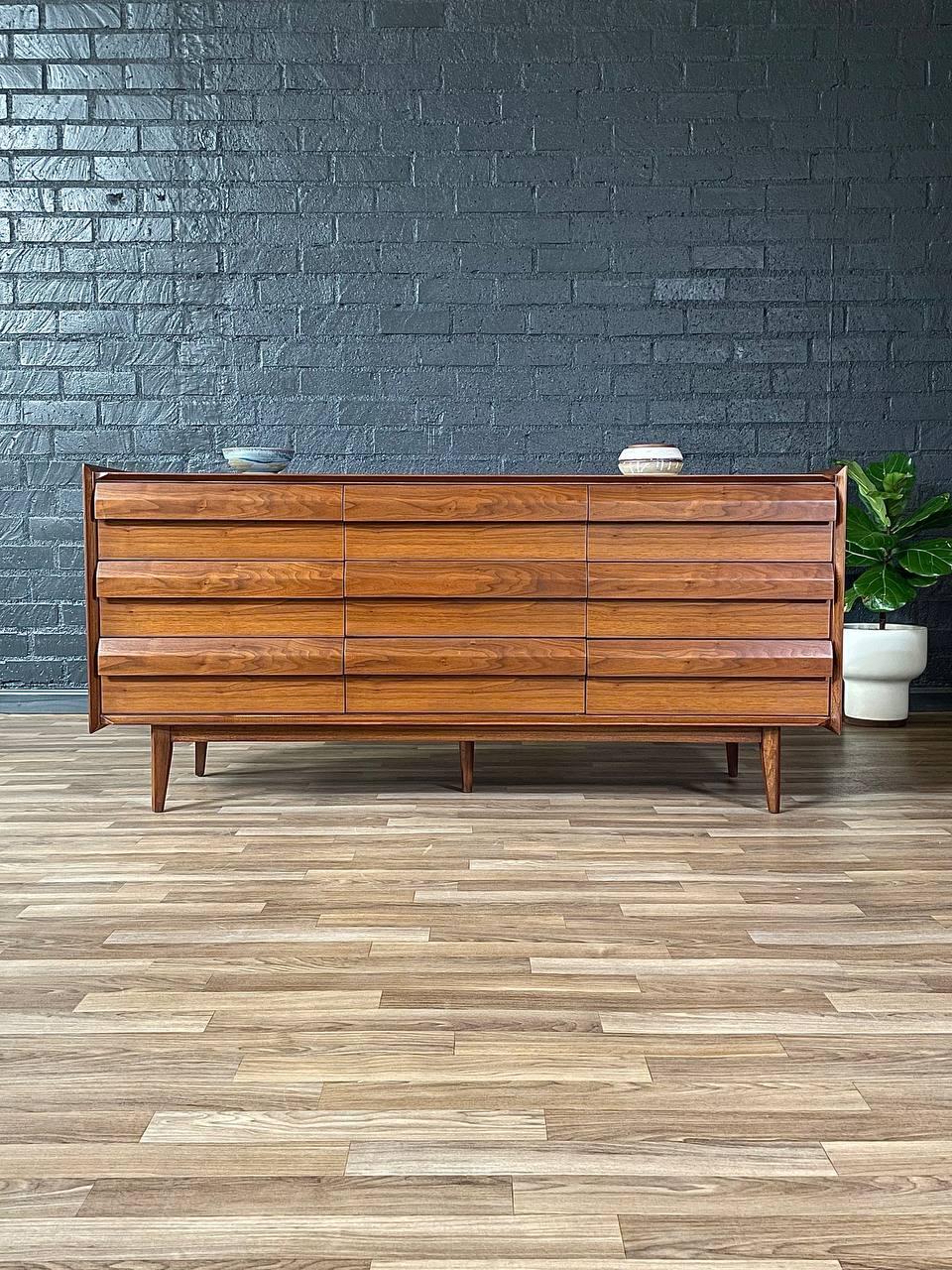 Newly Refinished - Mid-Century Modern “1st Edition” Dresser by Lane 1