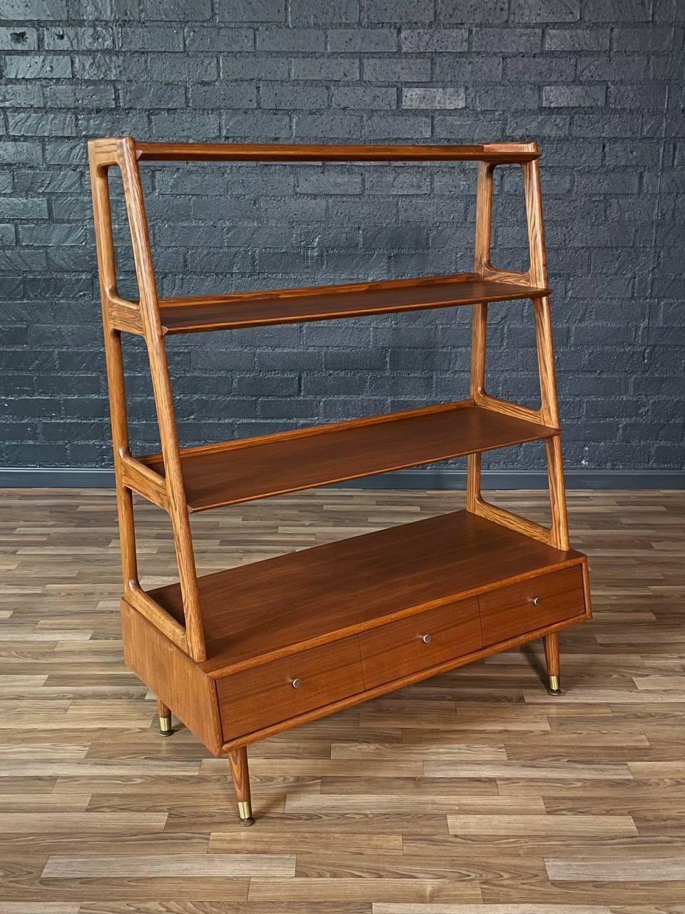 Condition: Expertly Refinished

With over 15 years of experience, our workshop has followed a careful process of restoration, showcasing our passion and creativity for vintage designs that can seamlessly be incorporated with many interior decors.