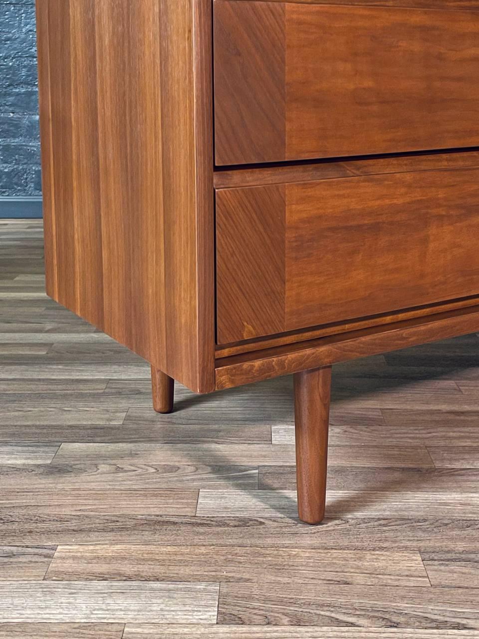 Newly Refinished - Mid-Century Modern 9-Drawer Walnut Dresser For Sale 3
