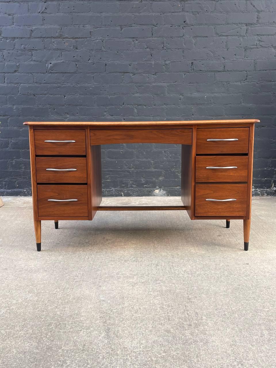 Mid-20th Century Newly Refinished - Mid-Century Modern “Acclaim” Desk by Lane