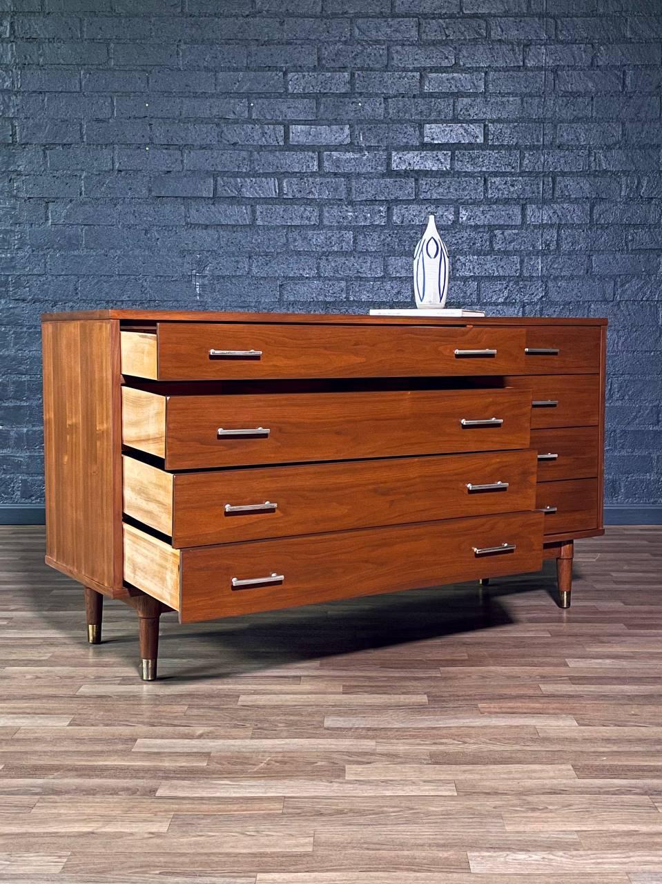 Neu lackiert - Mid-Century Modern 