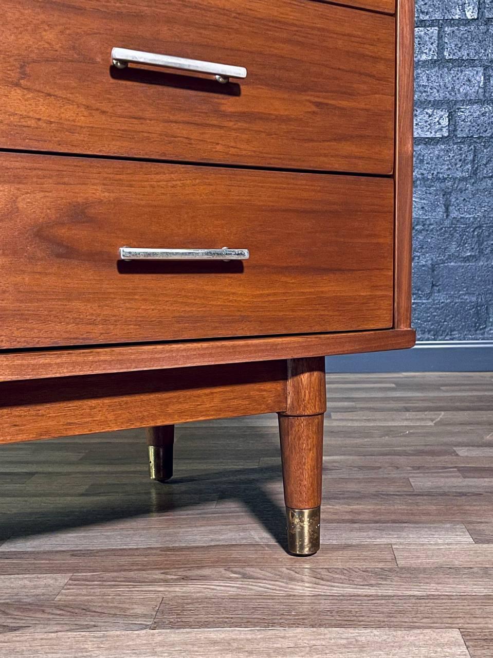 Neu lackiert - Mid-Century Modern 