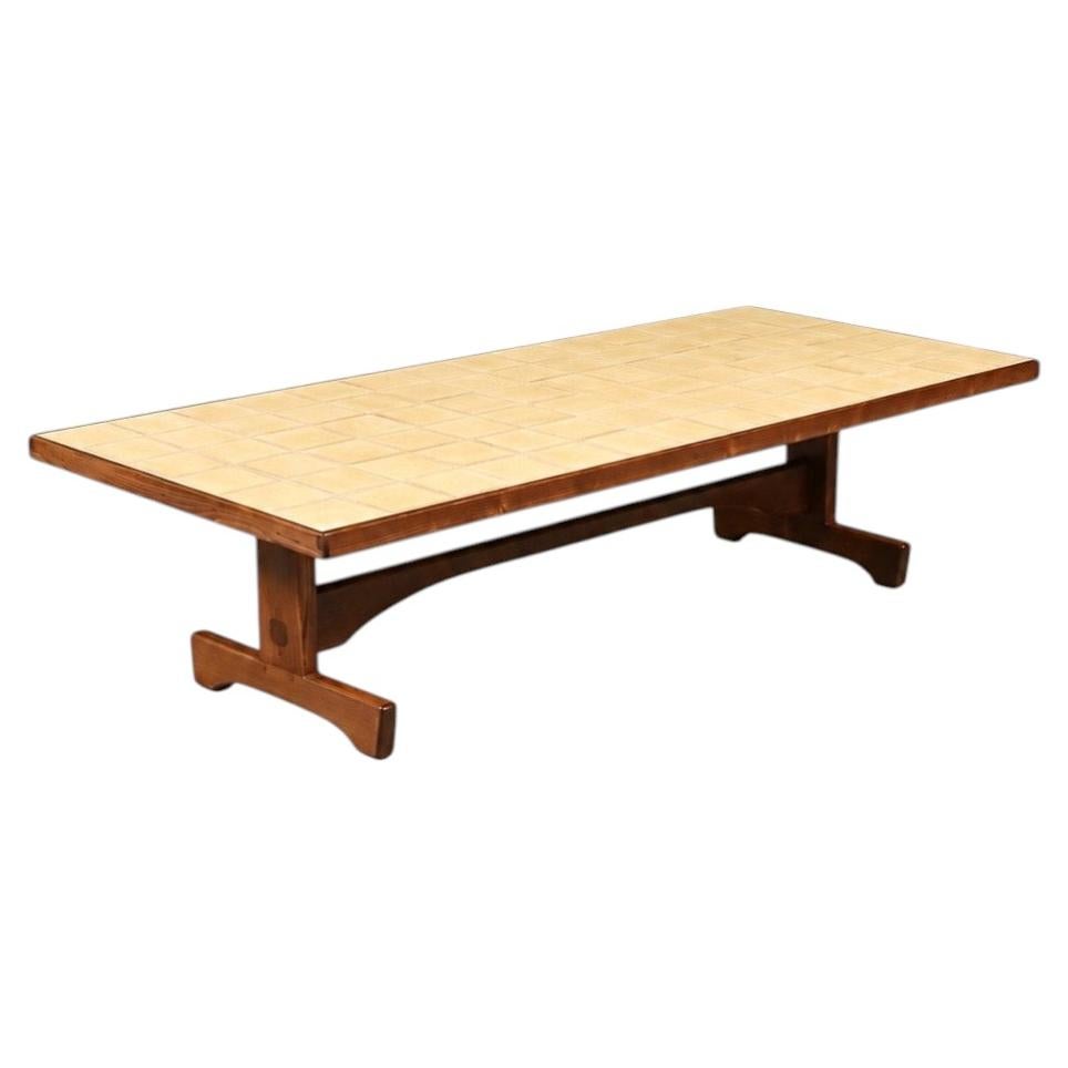 Newly Refinished - Mid-Century Modern Butter Yellow Ceramic Tile Coffee Table For Sale