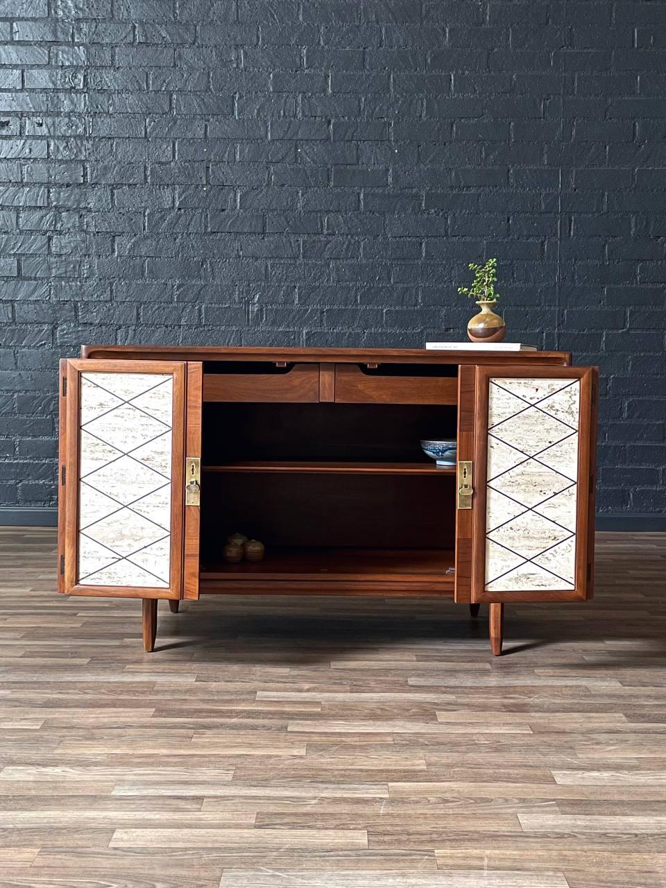 Newly Refinished -Mid-Century Modern Credenza Travertine Stone, Bi-Folding Doors In Excellent Condition For Sale In Los Angeles, CA