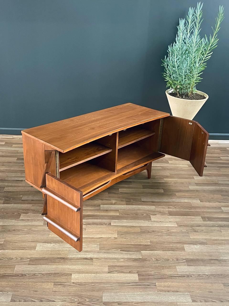 Mid-20th Century Newly Refinished -Mid-Century Modern Curved-Front Credenza with Bi-Folding Doors