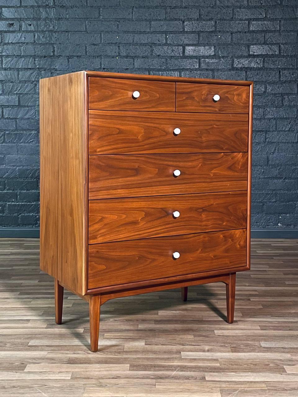 Neu lackiert - Mid-Century Modern 
