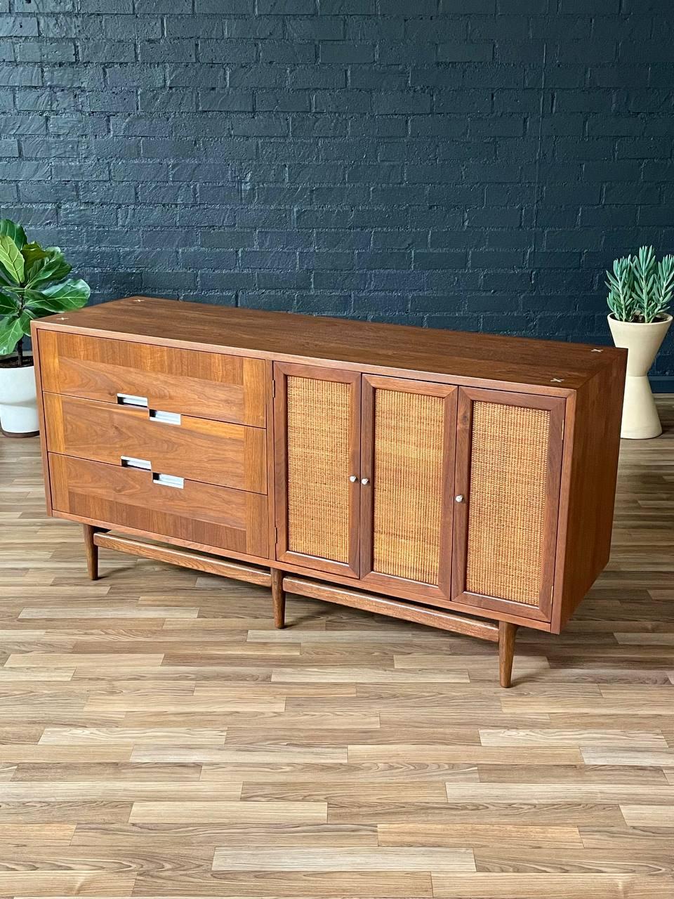 Newly Refinished - Mid-Century Modern Dresser by Merton Gershun w/ Cane Doors In Excellent Condition In Los Angeles, CA