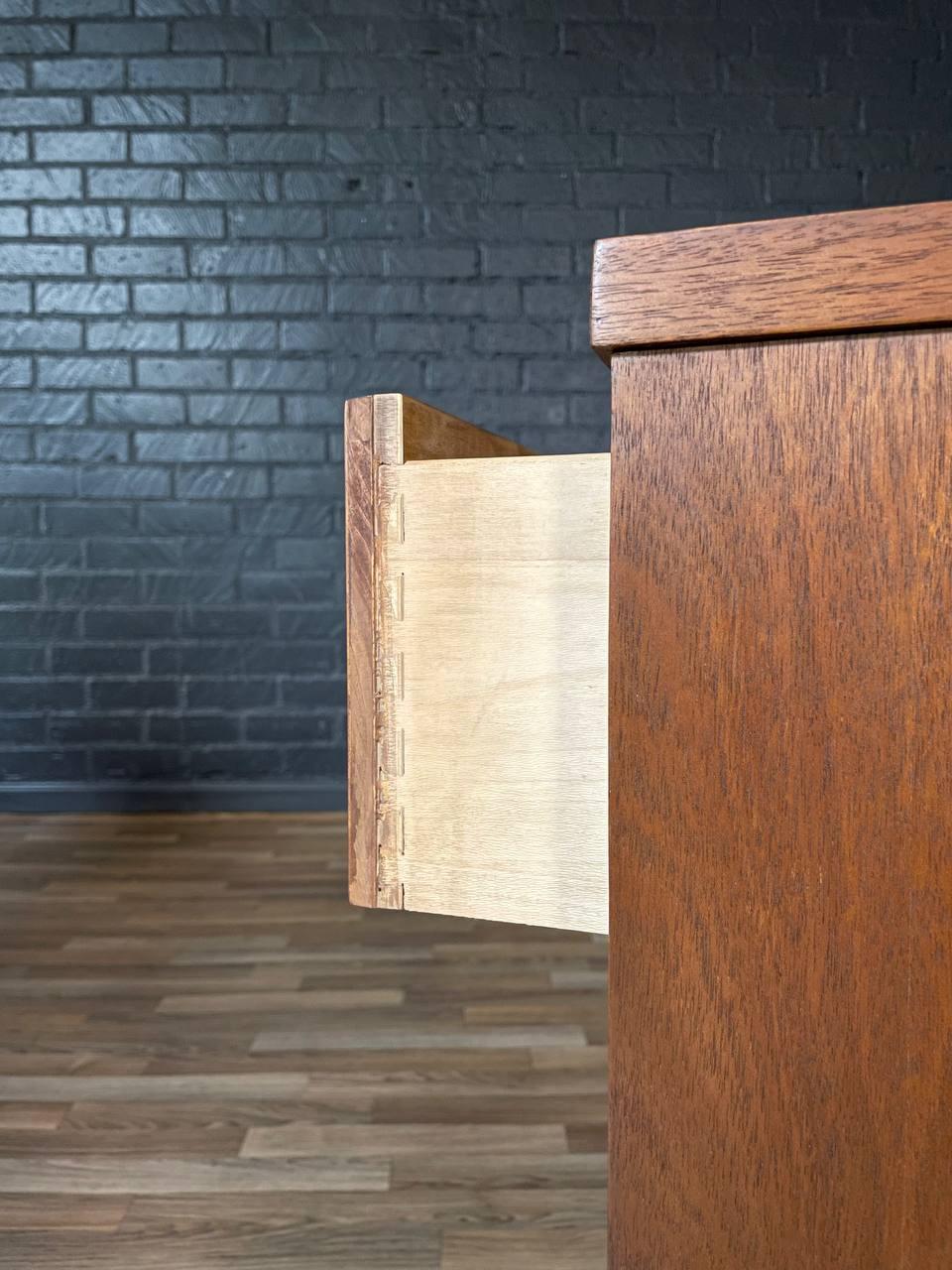 Newly Refinished - Mid-Century Modern Dresser w, Brass Accents For Sale 5
