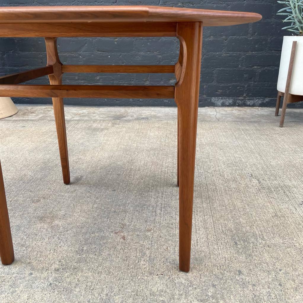 Newly Refinished - Mid-Century Modern End / Side Table by Mersman 1