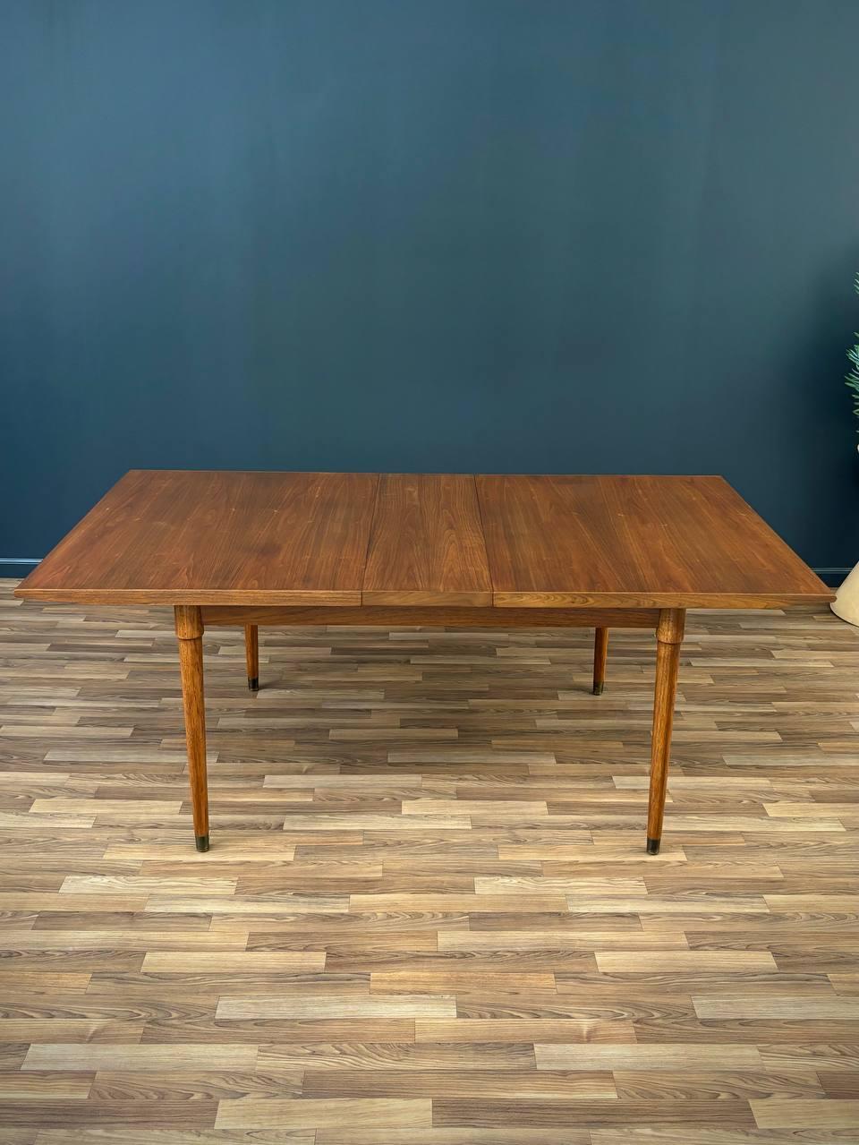 Mid-20th Century Newly Refinished - Mid-Century Modern Expanding Dining Table by Drexel For Sale