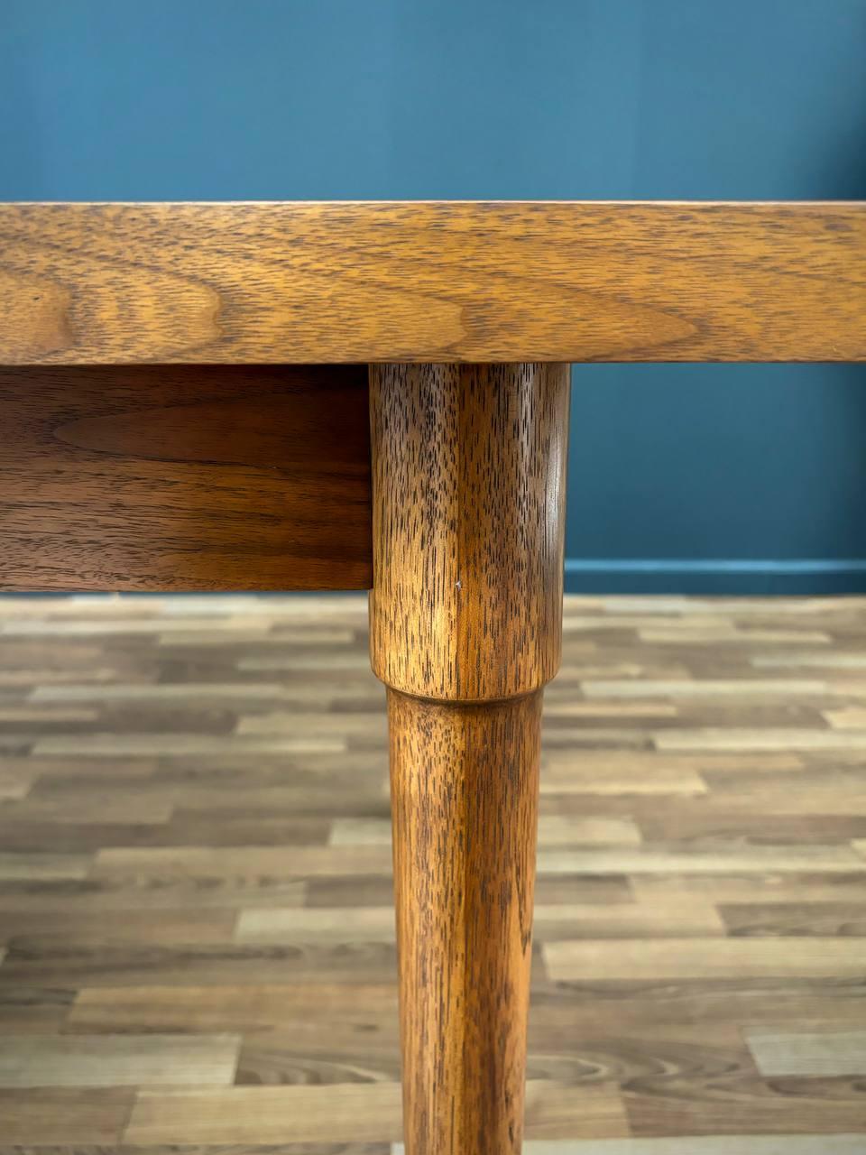 Newly Refinished - Mid-Century Modern Expanding Dining Table by Drexel 3