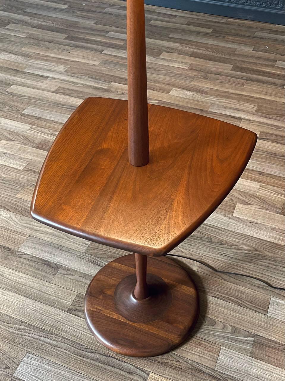 Newly Refinished - Mid-Century Modern Floor Lamp w/ Side Table by Laurel For Sale 3