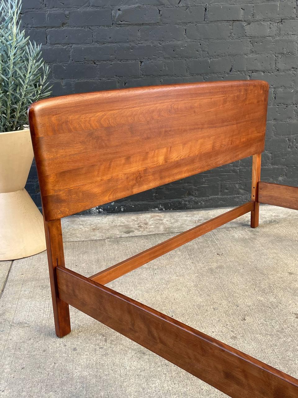 Newly Refinished - Mid-Century Modern Full-Size Bed “Dogbone” Frame In Excellent Condition In Los Angeles, CA