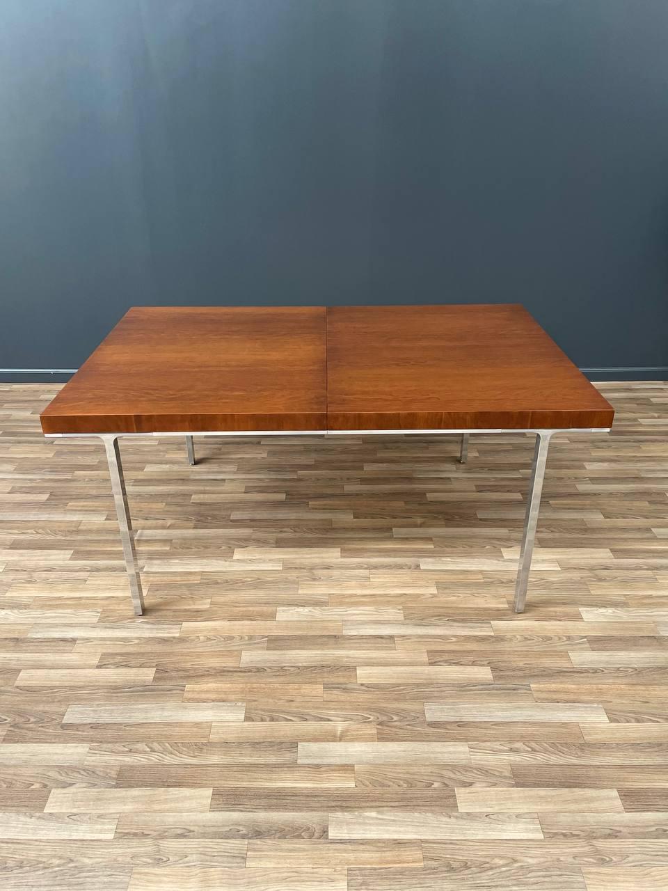 Aluminum Newly Refinished - Mid-Century Modern Large Expanding Dining Table  For Sale