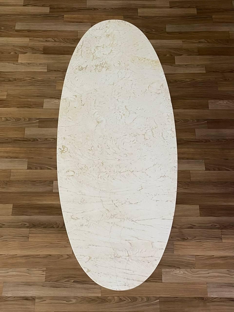 Newly Refinished - Mid-Century Modern Marble Surfboard Style Coffee Table In Excellent Condition In Los Angeles, CA