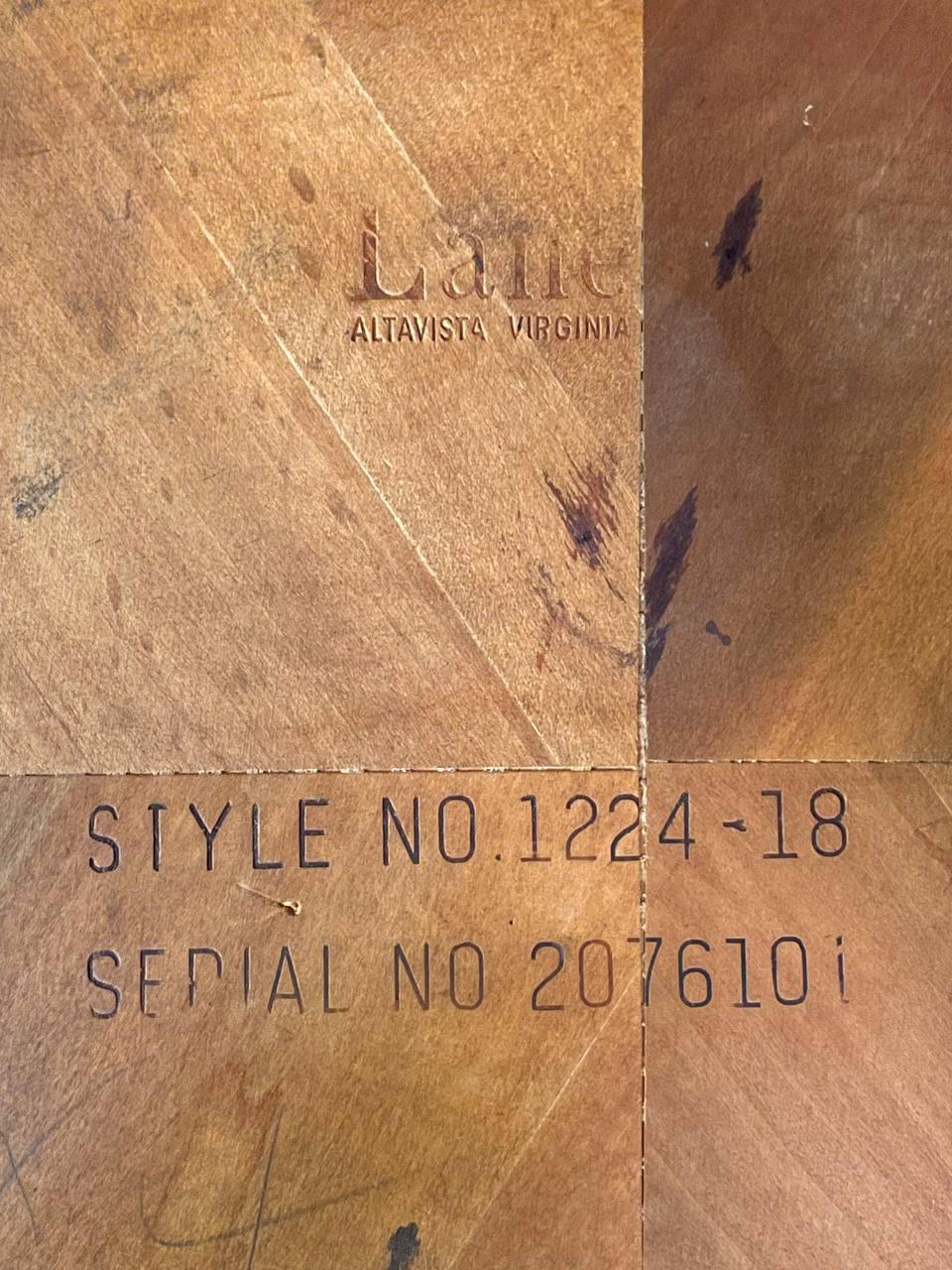 Newly Refinished - Mid-Century Modern Parsons Style Walnut Side Table by Lane im Angebot 3