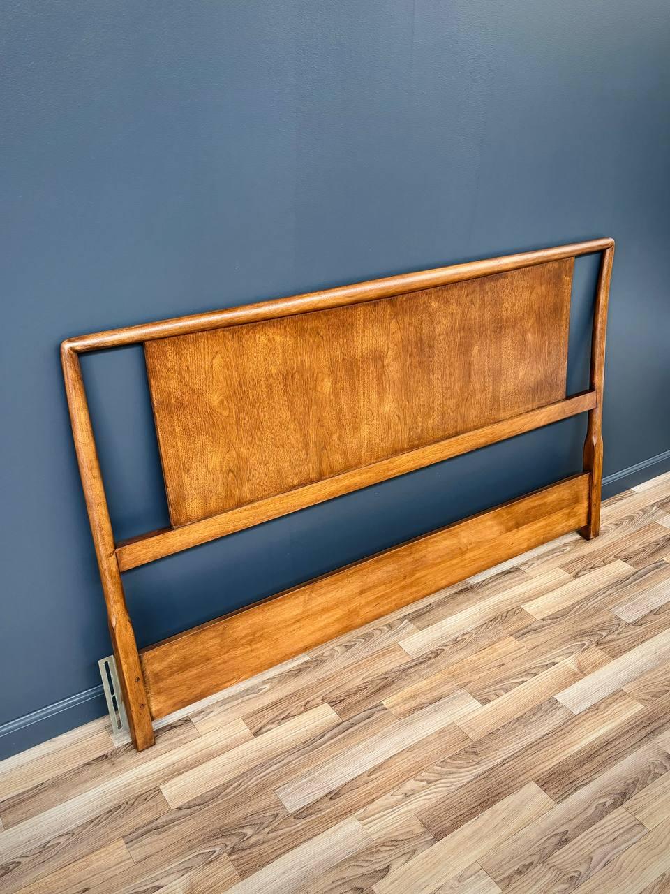 American Newly Refinished - Mid-Century Modern Queen Size Headboard by Widdicomb For Sale