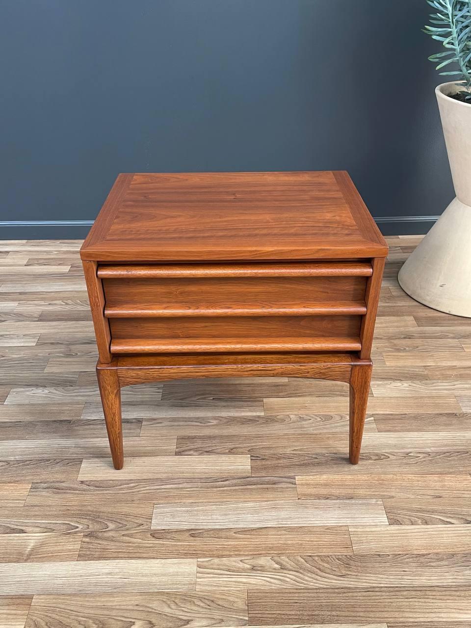 Mid-20th Century Newly Refinished - Mid-Century Modern “Rhythm” Night Stand by Lane For Sale