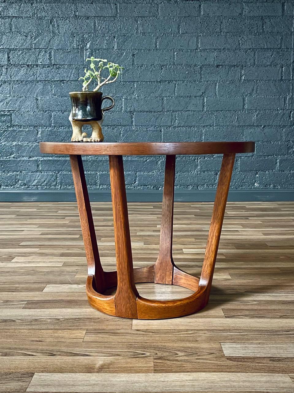 American Newly Refinished - Mid-Century Modern “Rhythm” Round Side Table by Lane