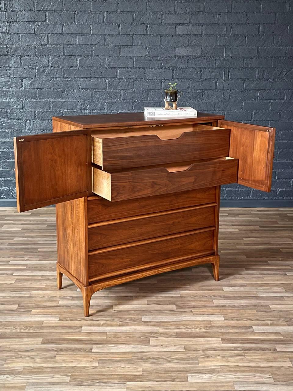 Newly Refinished - Mid-Century Modern “Rhythm” Walnut & Cane Highboy Dresser In Excellent Condition For Sale In Los Angeles, CA