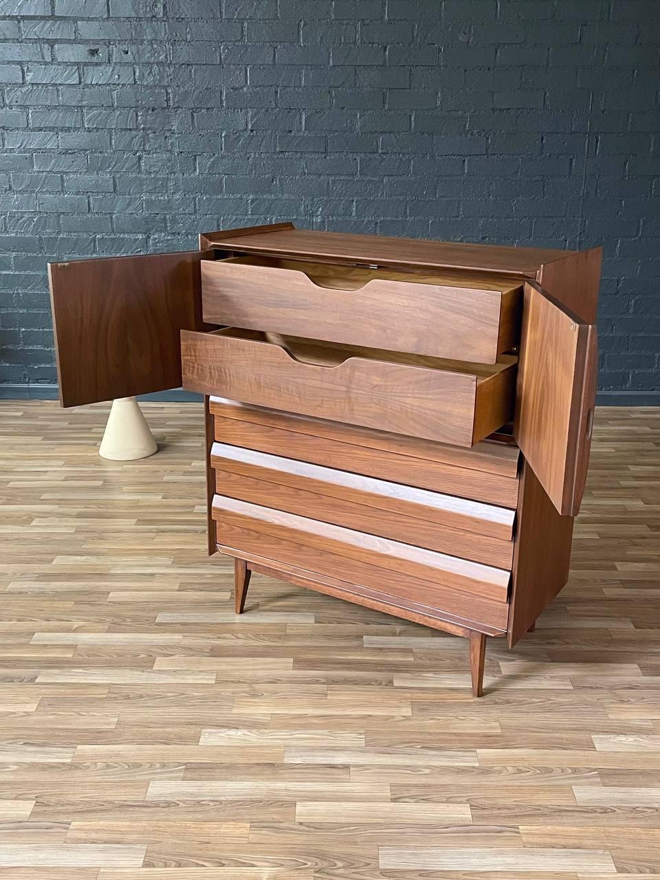 Newly Refinished - Mid-Century Modern “Rhythm” Walnut Highboy Dresser by Lane In Excellent Condition In Los Angeles, CA
