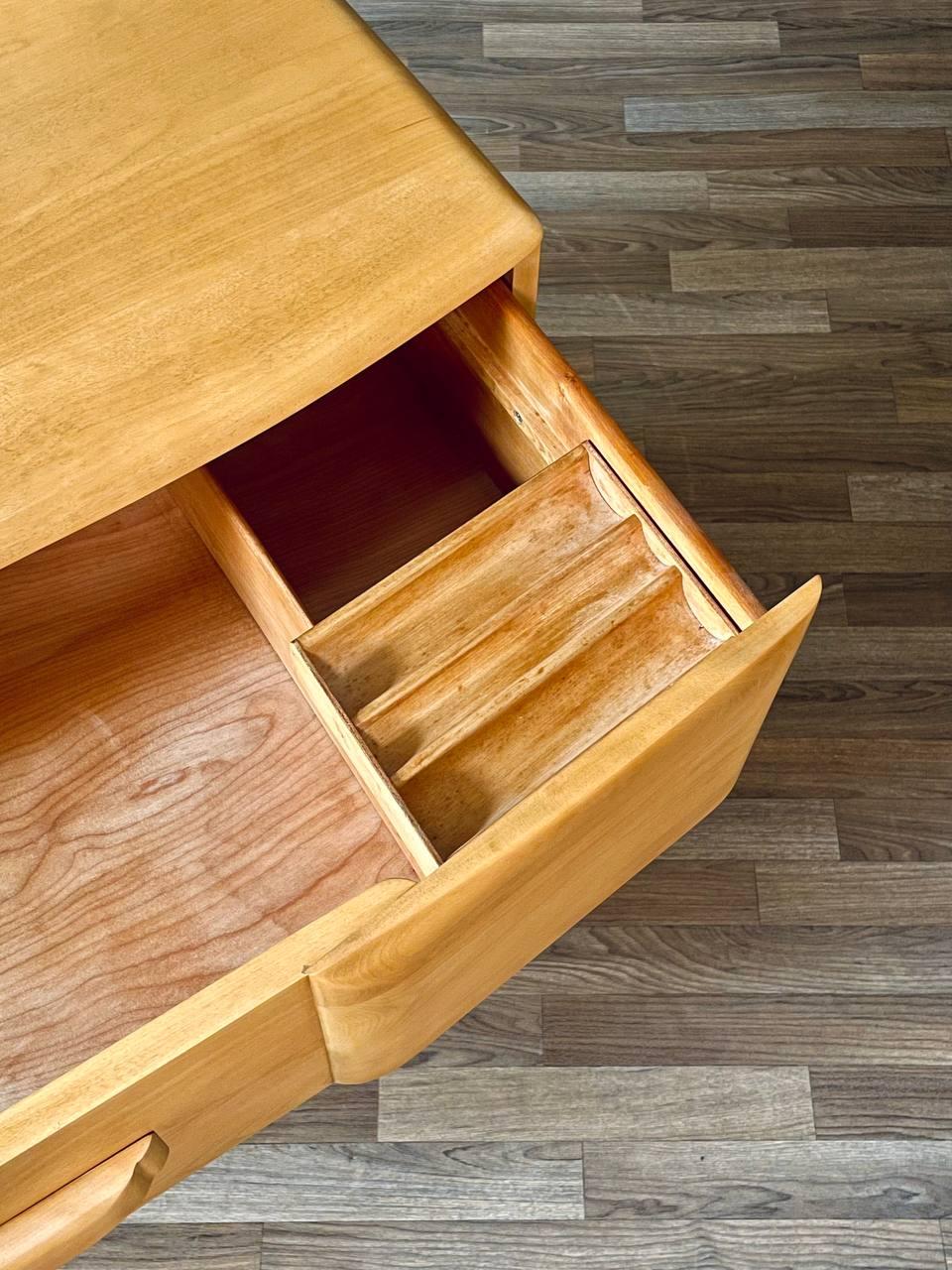 Neu lackiert - Mid-Century Modern 