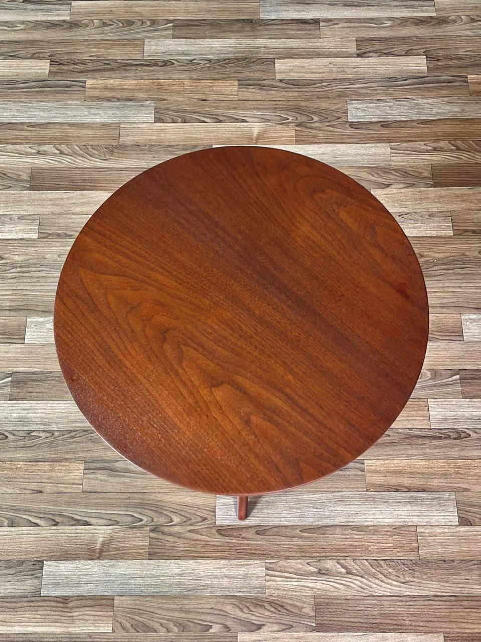 Walnut Newly Refinished - Mid-Century Modern Round Side Table w/ Sculpted Tripod Base