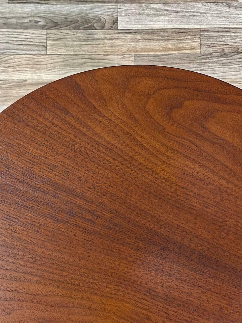 Newly Refinished - Mid-Century Modern Round Side Table w/ Sculpted Tripod Base 1