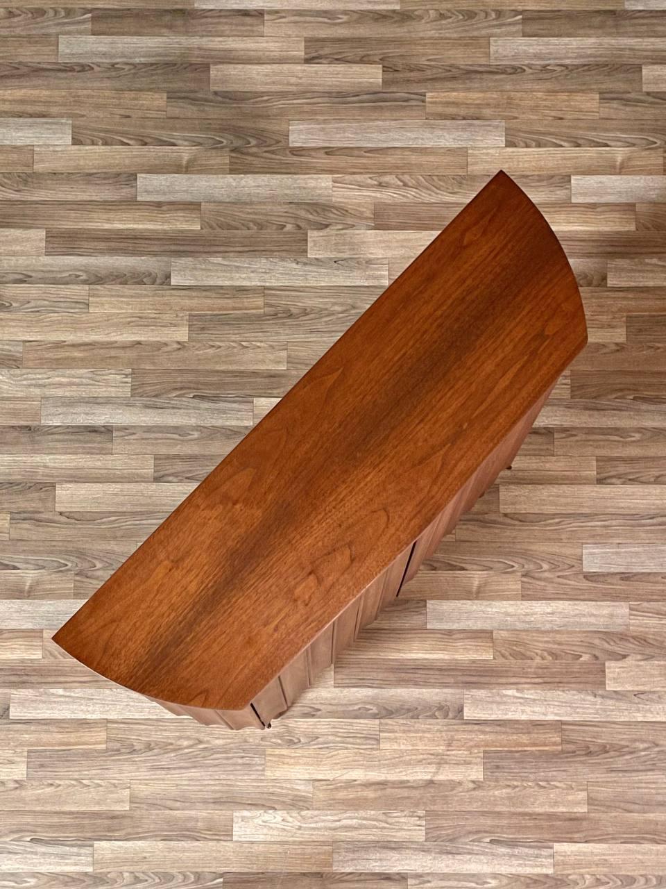 Newly Refinished - Mid-Century Modern Sculpted Walnut Bow-Front Cabinet For Sale 1