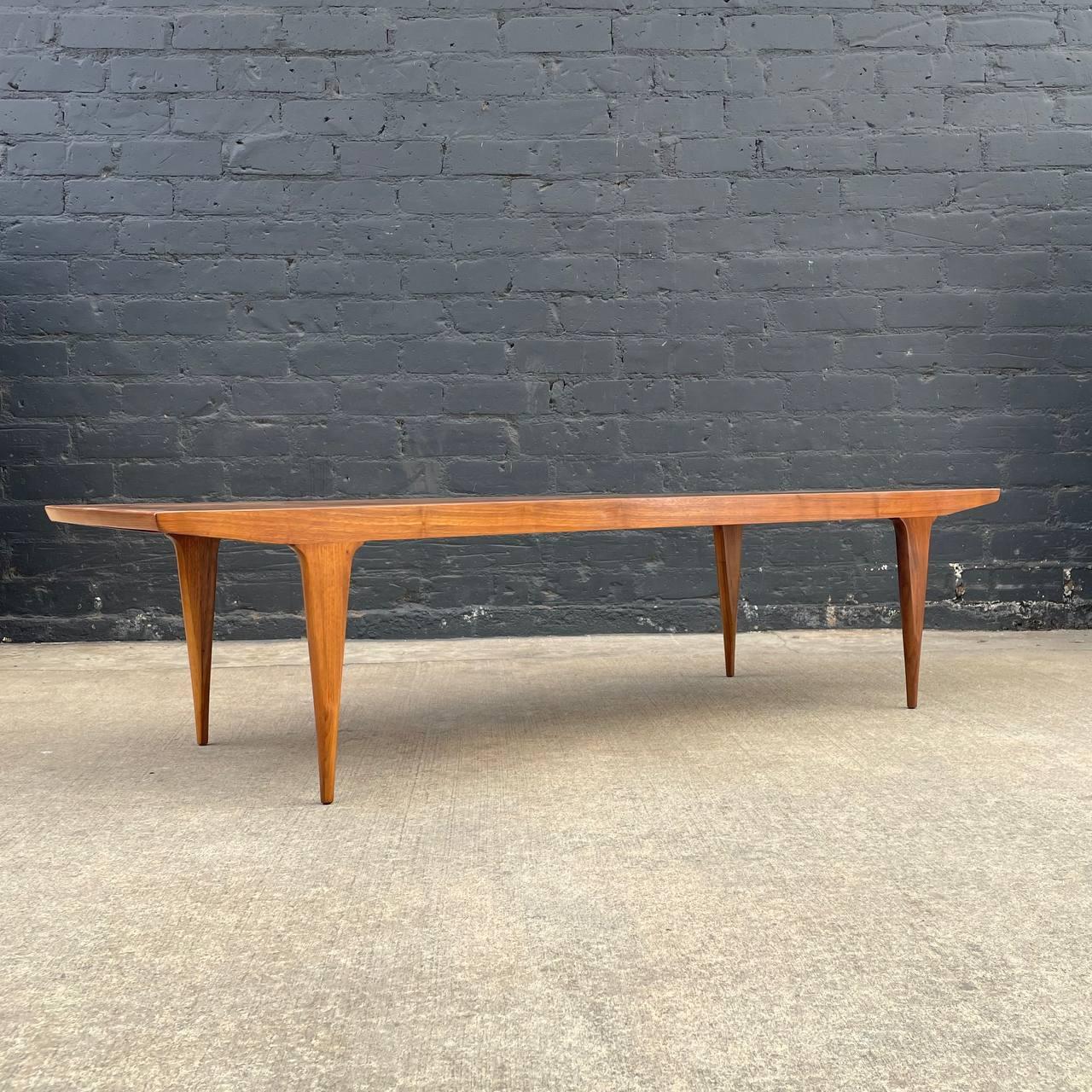 American Newly Refinished - Mid-Century Modern Sculpted Walnut Coffee Table For Sale