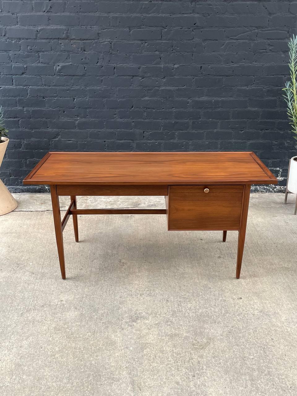 American Newly Refinished - Mid-Century Modern Sculpted Walnut Desk