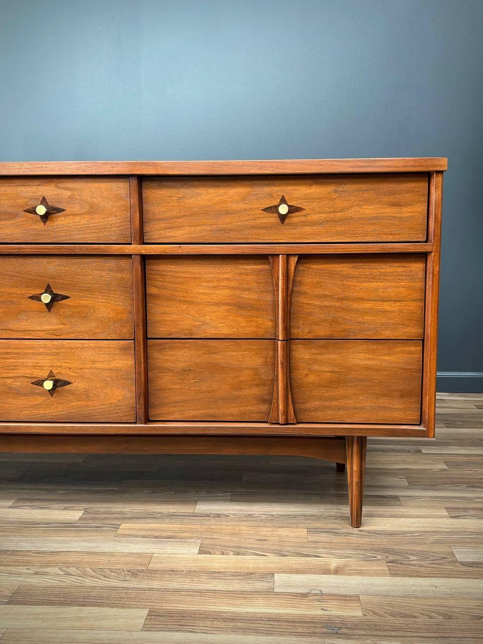 Newly Refinished  - Mid-Century Modern Sculpted Walnut Dresser  For Sale 1