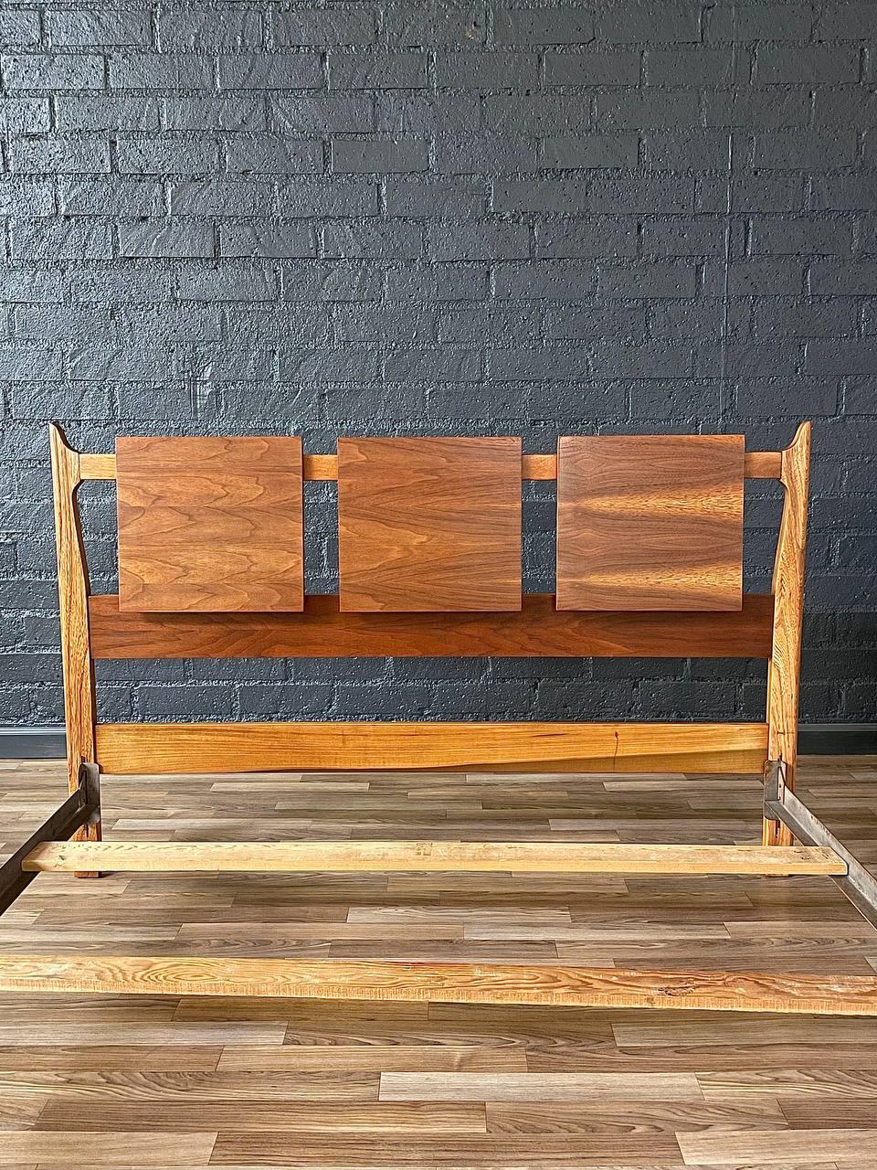 Mid-20th Century Newly Refinished - Mid-Century Modern Sculpted Walnut Full-Size Bed Frame For Sale