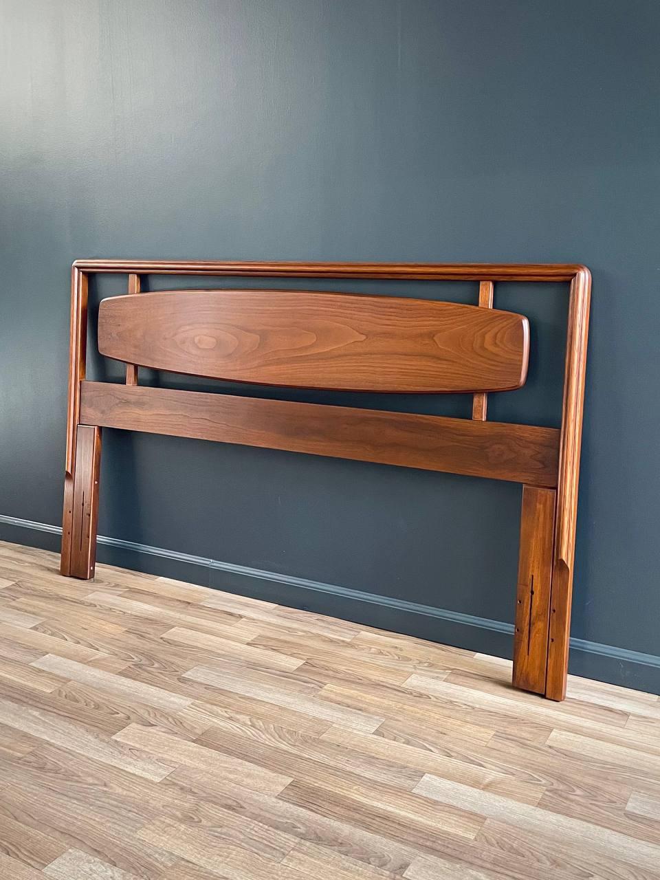 Newly Refinished - Mid-Century Modern Sculpted Walnut Headboard by Lane In Excellent Condition In Los Angeles, CA