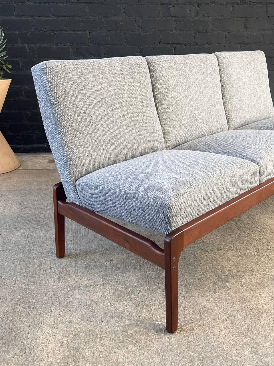 Newly Refinished - Mid-Century Modern Sculpted Walnut & New Tweed Fabric Sofa For Sale 1
