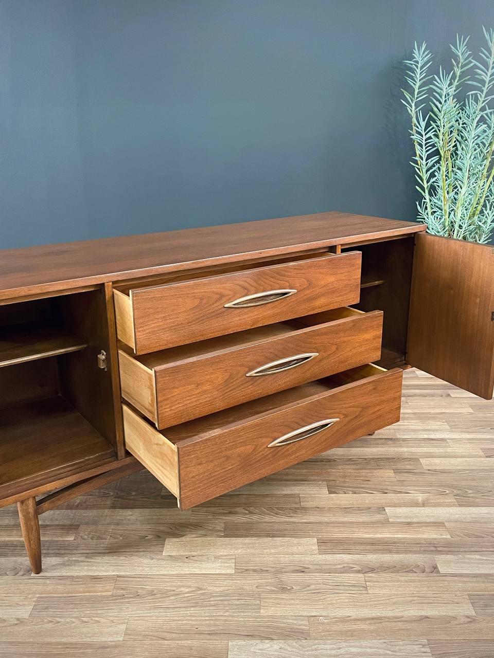 Mid-20th Century Newly Refinished - Mid-Century Modern “Sculptra” Walnut Credenza by Broyhill