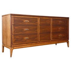 Nouvellement repeinte - Commode Simplex II en noyer, Mid-Century Modern, par Kent Coffey