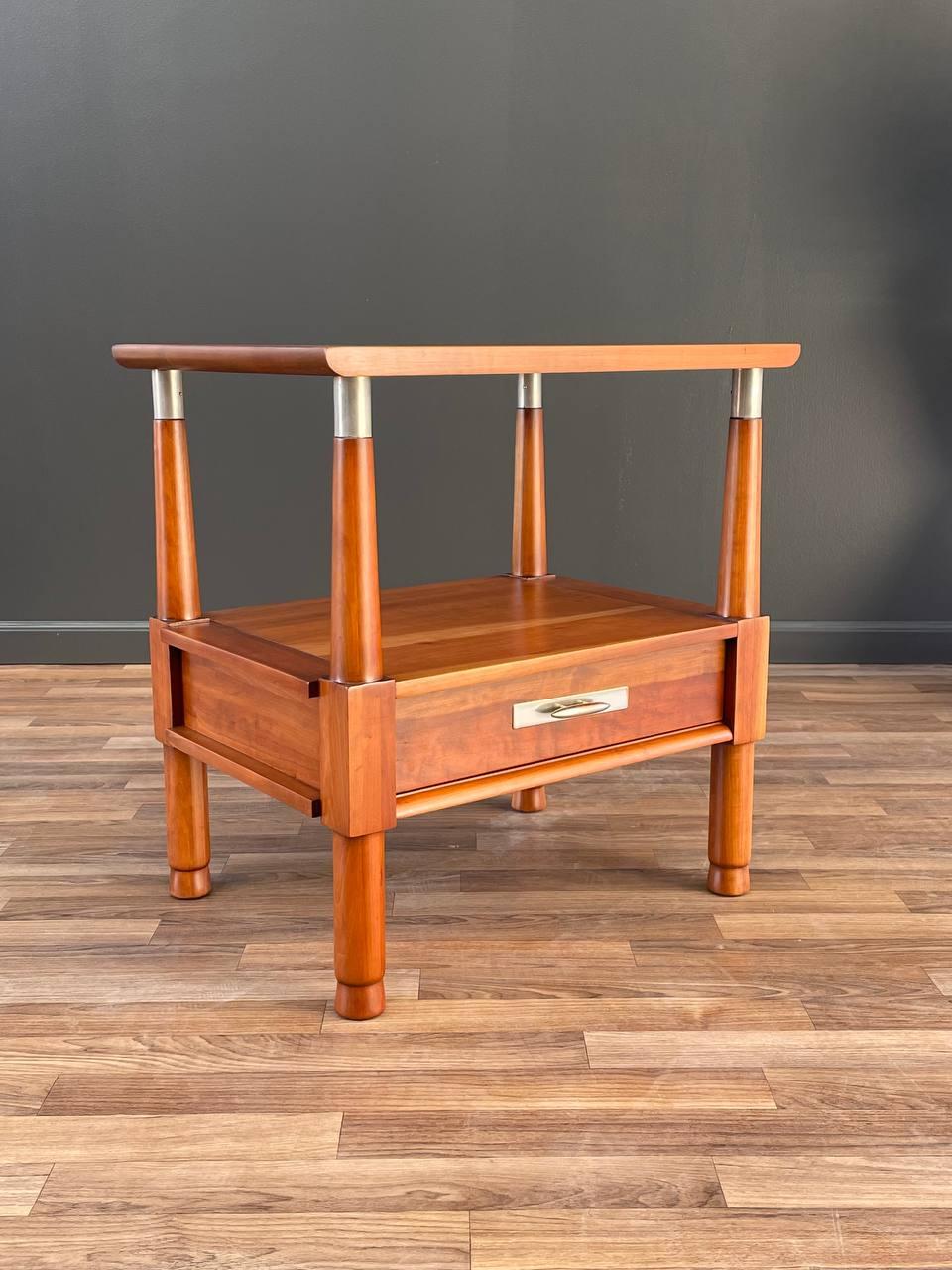 American Newly Refinished - Mid-Century Modern Solid Cherry Side Table Willet Furniture For Sale